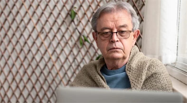 Patient starting RPM program and measuring blood pressure using a home monitoring devic